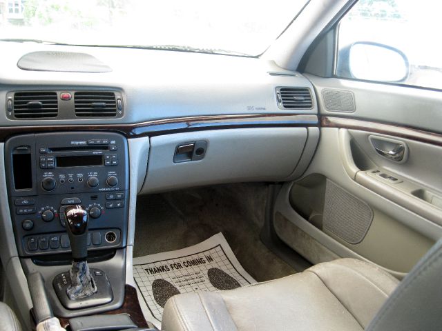 1999 Volvo S80 LE 4x4 SUV