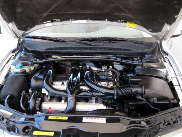 1999 Volvo S80 LE 4x4 SUV