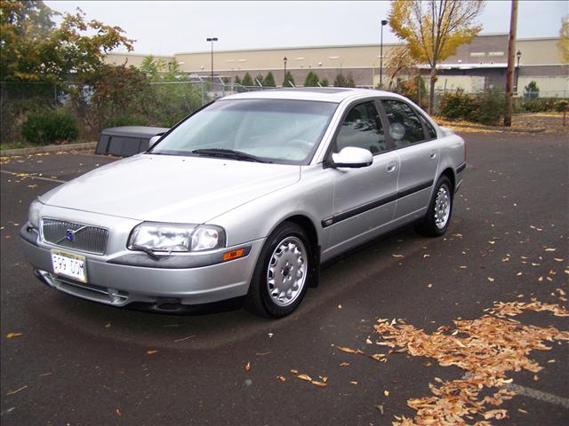 1999 Volvo S80 4X4 - ONE Owner