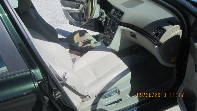 1999 Volvo S80 LE 4x4 SUV