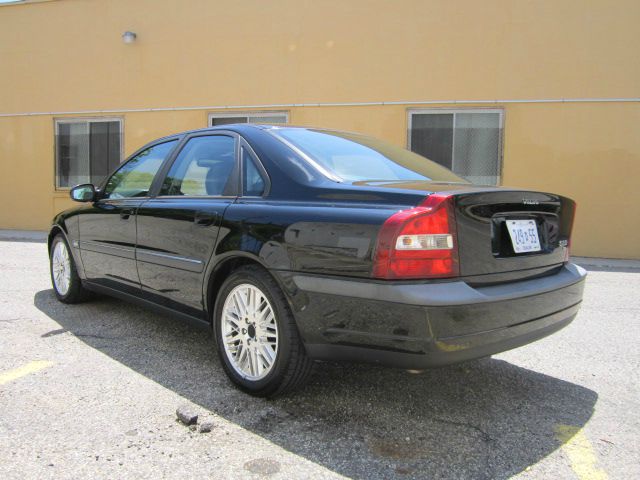 1999 Volvo S80 LE 4x4 SUV