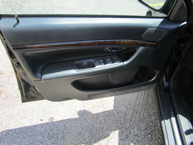 1999 Volvo S80 LE 4x4 SUV