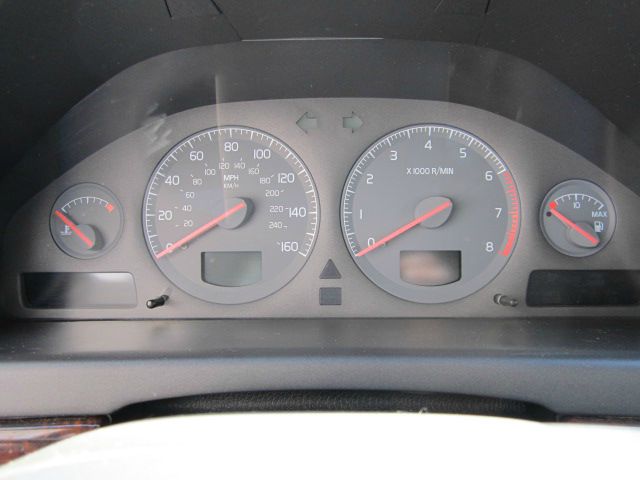 1999 Volvo S80 LE 4x4 SUV