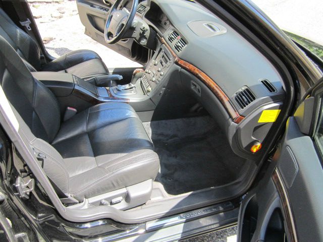 1999 Volvo S80 LE 4x4 SUV