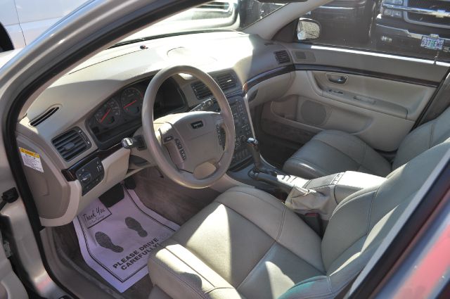 1999 Volvo S80 LE 4x4 SUV