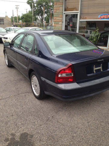 1999 Volvo S80 4X4 - ONE Owner