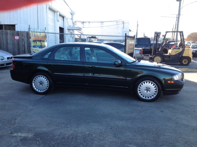1999 Volvo S80 LE 4x4 SUV