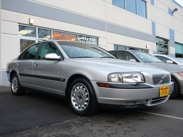 2000 Volvo S80 4X4 - ONE Owner