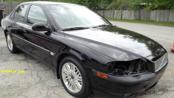 2000 Volvo S80 LE 4x4 SUV