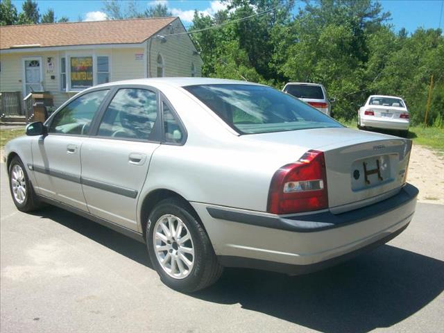 2000 Volvo S80 G2500 Extended Cargo