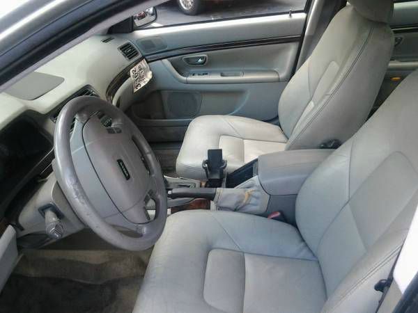 2000 Volvo S80 Unknown