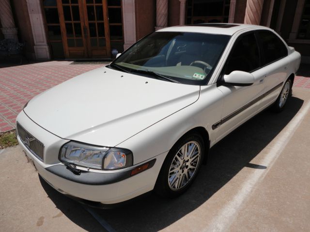 2000 Volvo S80 4X4 - ONE Owner