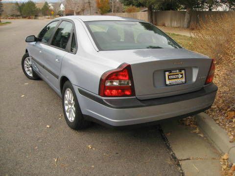 2000 Volvo S80 LE 4x4 SUV