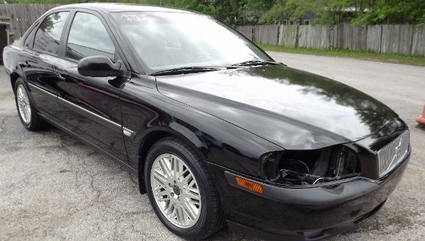 2000 Volvo S80 LE 4x4 SUV