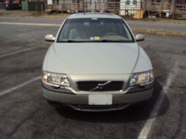2000 Volvo S80 4X4 - ONE Owner