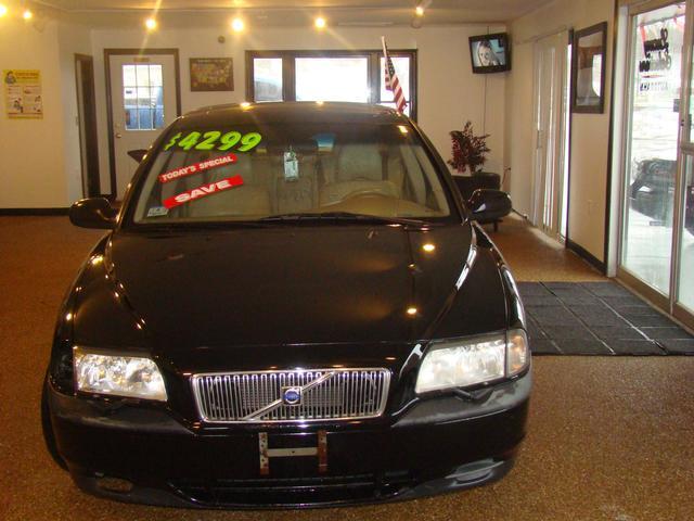 2001 Volvo S80 4X4 - ONE Owner