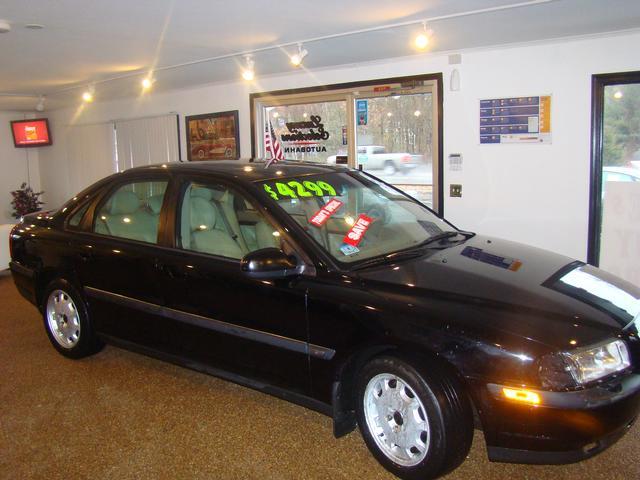 2001 Volvo S80 4X4 - ONE Owner