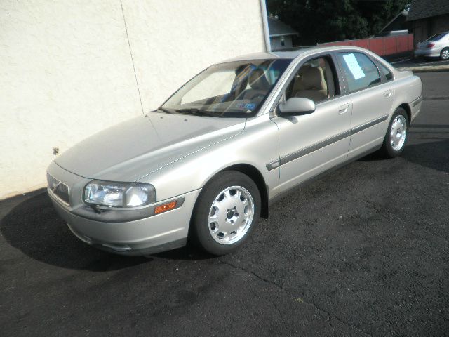 2001 Volvo S80 4X4 - ONE Owner