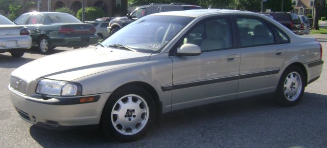 2001 Volvo S80 4X4 - ONE Owner