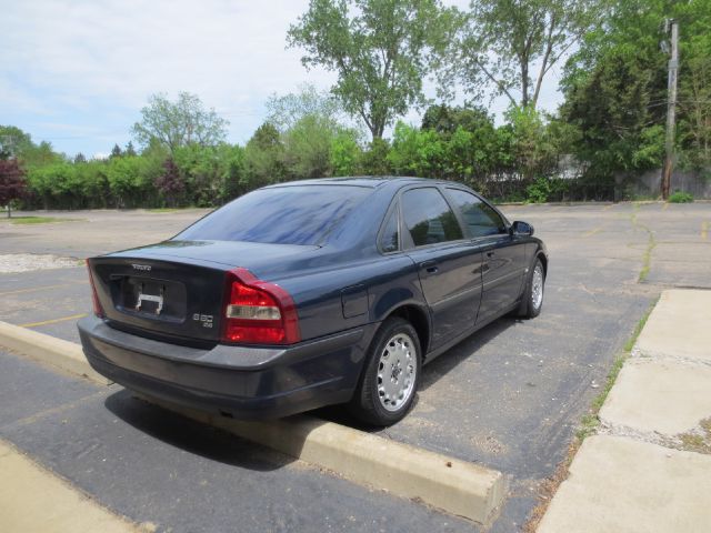 2001 Volvo S80 4X4 - ONE Owner