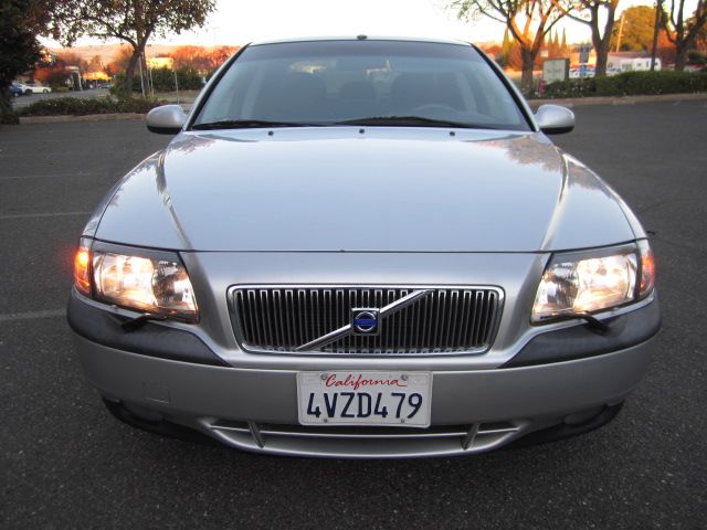 2001 Volvo S80 LE 4x4 SUV