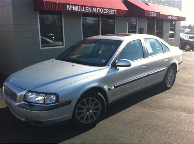 2001 Volvo S80 4X4 - ONE Owner