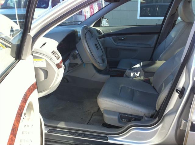2001 Volvo S80 4X4 - ONE Owner