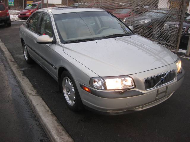 2001 Volvo S80 4X4 - ONE Owner