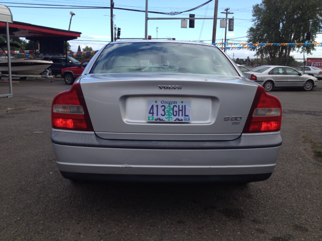 2001 Volvo S80 4DR SE 2WD V6 A