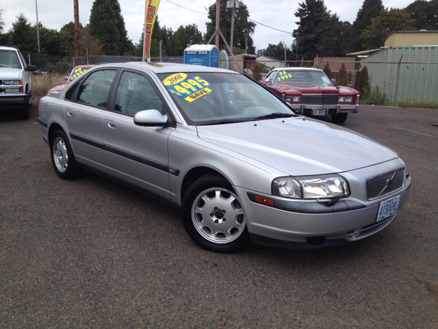 2001 Volvo S80 4DR SE 2WD V6 A