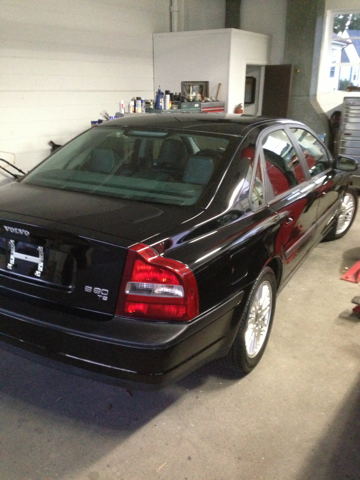 2001 Volvo S80 LE 4x4 SUV