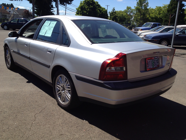 2001 Volvo S80 SJ