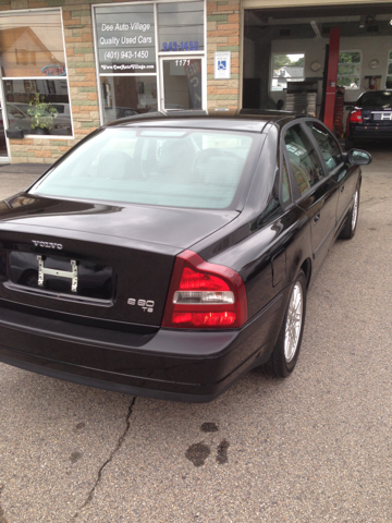 2001 Volvo S80 LE 4x4 SUV