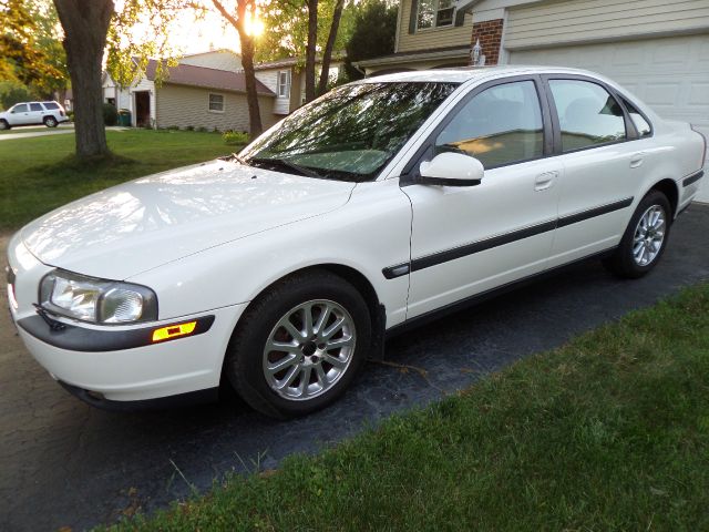 2001 Volvo S80 4X4 - ONE Owner