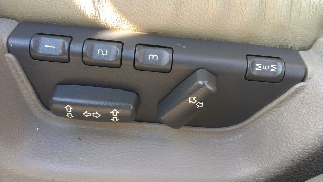 2001 Volvo S80 4X4 - ONE Owner