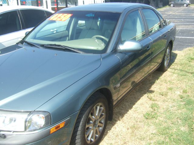 2001 Volvo S80 4X4 - ONE Owner