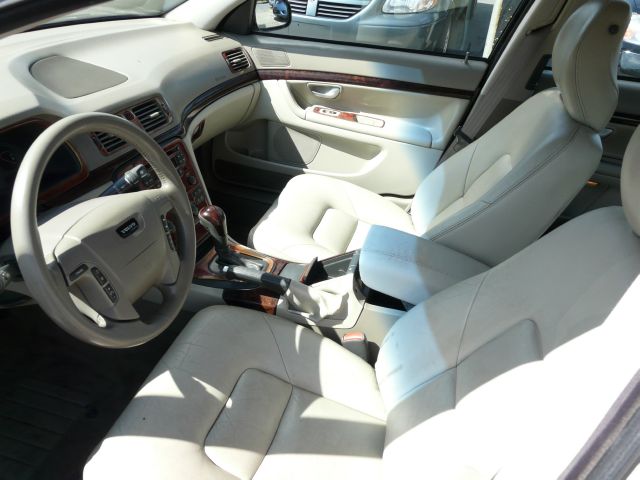 2002 Volvo S80 4X4 - ONE Owner