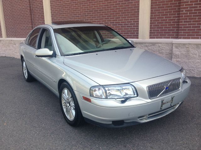 2002 Volvo S80 4X4 - ONE Owner