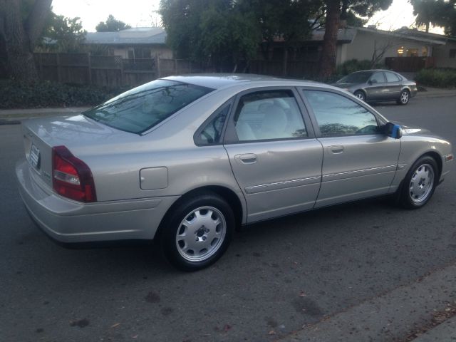 2002 Volvo S80 4X4 - ONE Owner