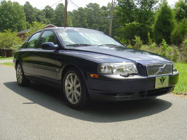 2002 Volvo S80 4X4 - ONE Owner
