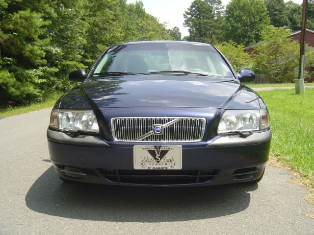 2002 Volvo S80 4X4 - ONE Owner