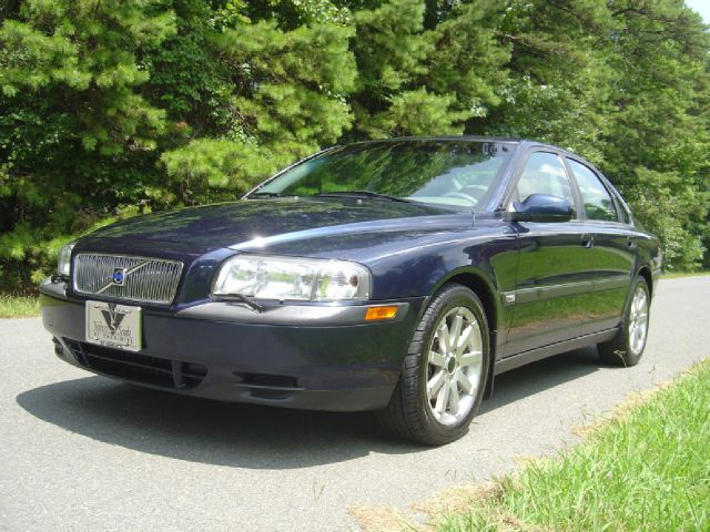 2002 Volvo S80 4X4 - ONE Owner