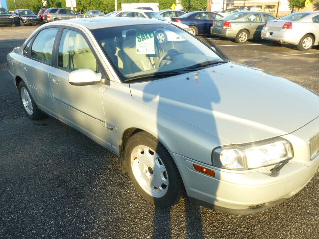 2002 Volvo S80 4X4 - ONE Owner