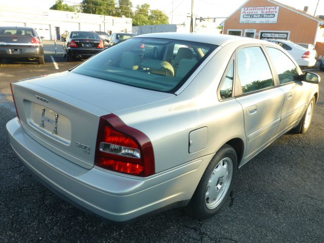 2002 Volvo S80 4X4 - ONE Owner