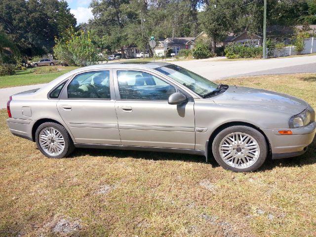 2002 Volvo S80 4X4 - ONE Owner