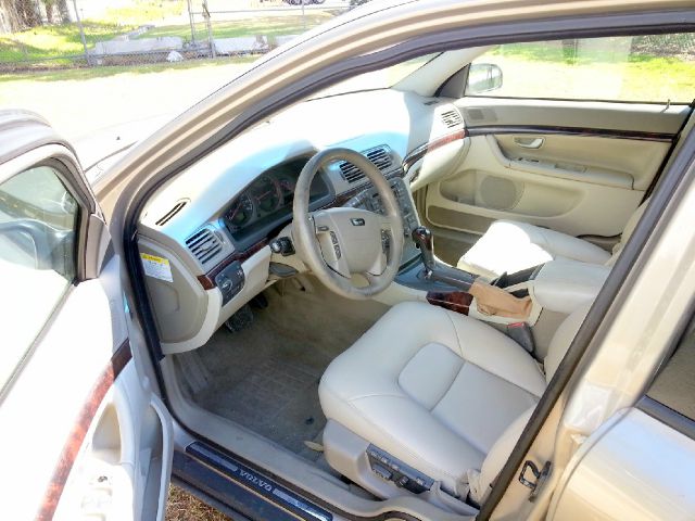 2002 Volvo S80 4X4 - ONE Owner