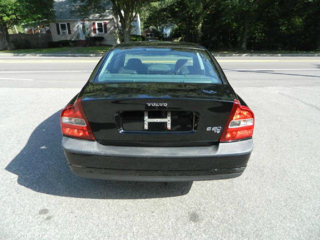 2002 Volvo S80 LE 4x4 SUV