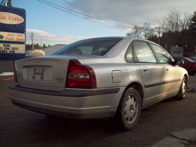 2002 Volvo S80 4X4 - ONE Owner