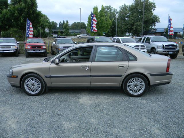 2002 Volvo S80 4X4 - ONE Owner