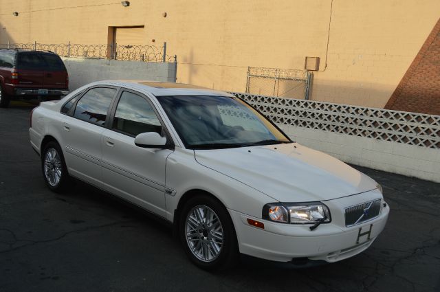 2002 Volvo S80 4X4 - ONE Owner